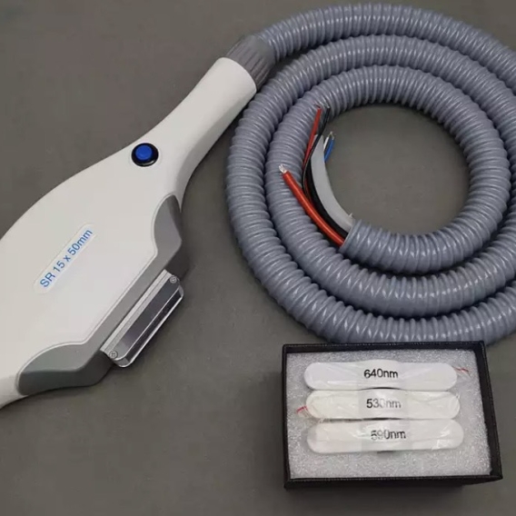 Các tay cầm điều trị và các loại thấu kính 